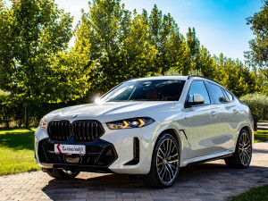 BMW X6 xDrive 30d M-Sportpaket Individual Shadow Luftfederung