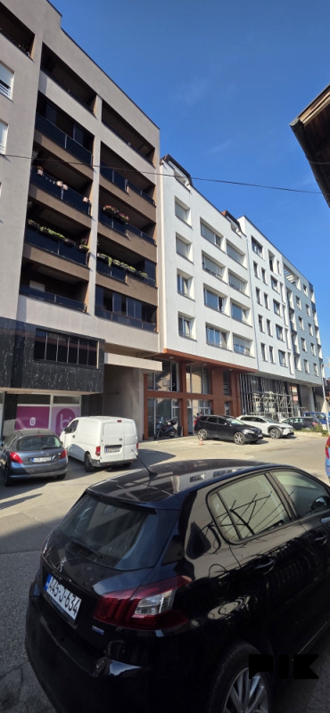NAJAM: KANCELARIJE U CENTRU BL 7