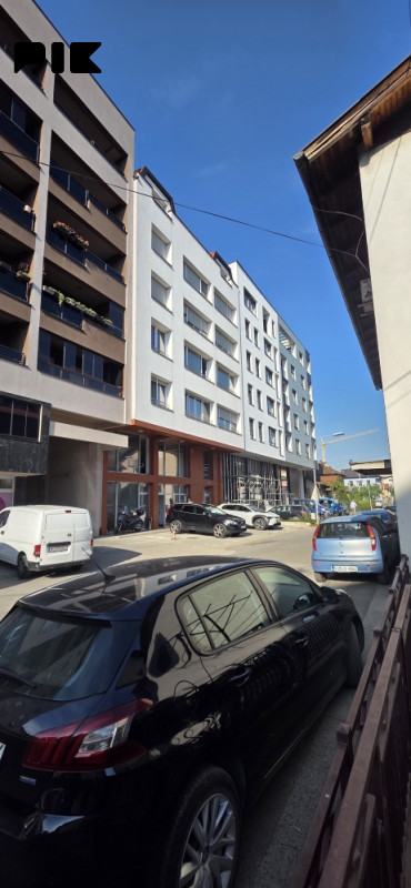 NAJAM: KANCELARIJE U CENTRU BL 5