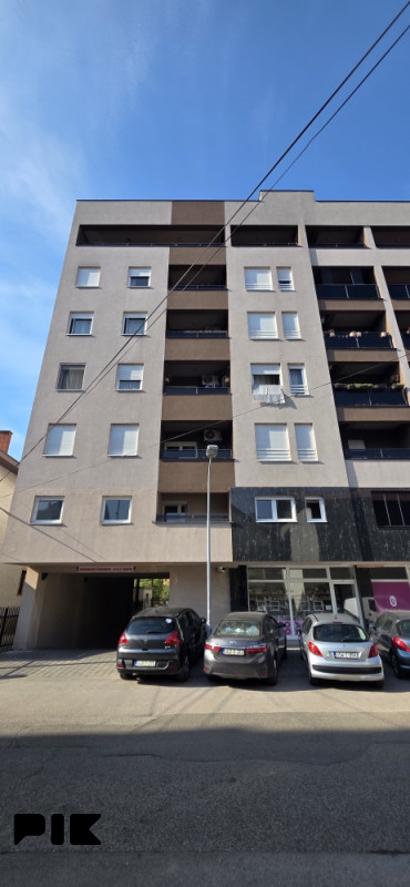 NAJAM: KANCELARIJE U CENTRU BL