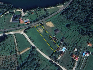 Zemljište, 1050 m², Bihać