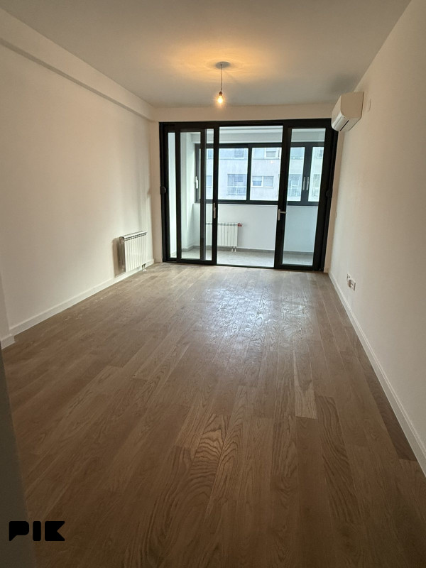 Trosoban stan 83m2 - naselje Centar (pogodan za poslovanje) 4