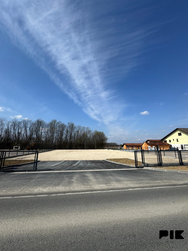 Izdaje se  1000m2 Zemljišta - Ledenice Donje, Gradačac