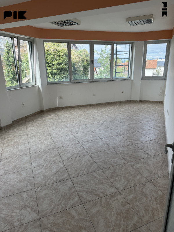 Poslovni prostori - Sarajevo Novi Grad 158,57m2 2