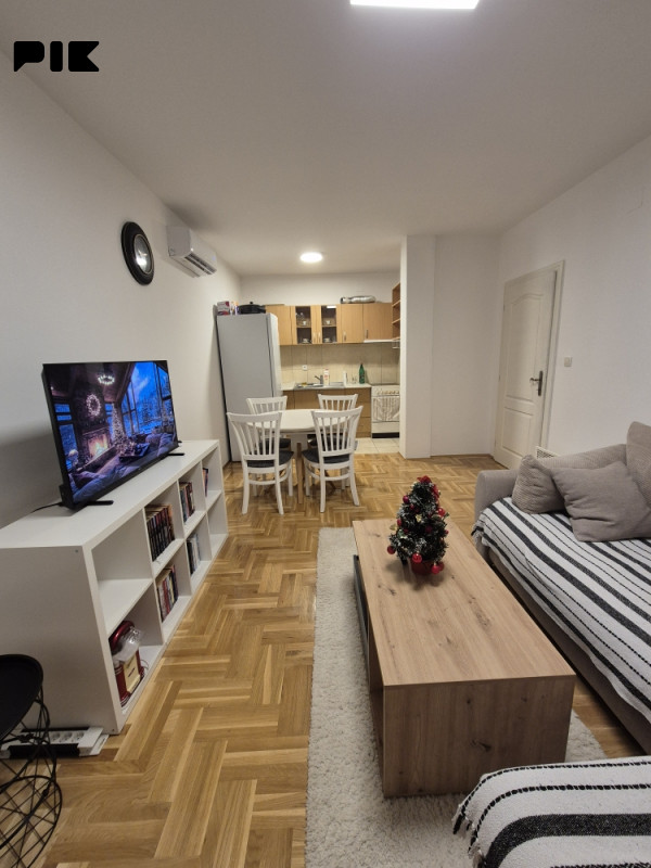Stan Intergaj naselje 44m2 namješten