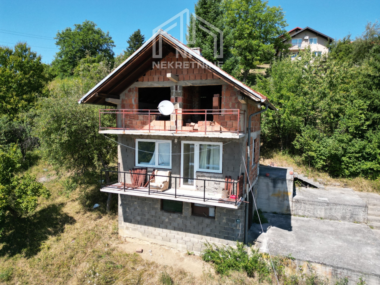 NN Nekretnine : Vikendica i zemljište - Rakovica