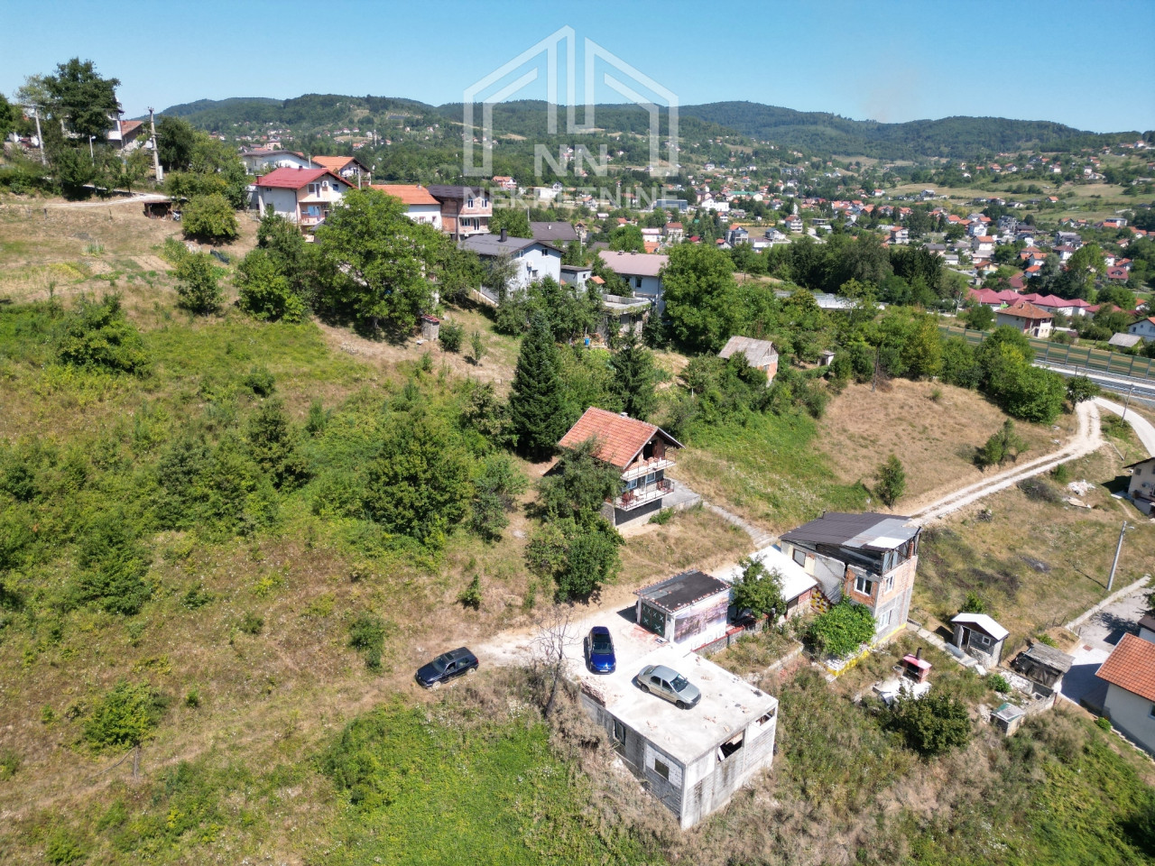 NN Nekretnine : Vikendica i zemljište - Rakovica 3