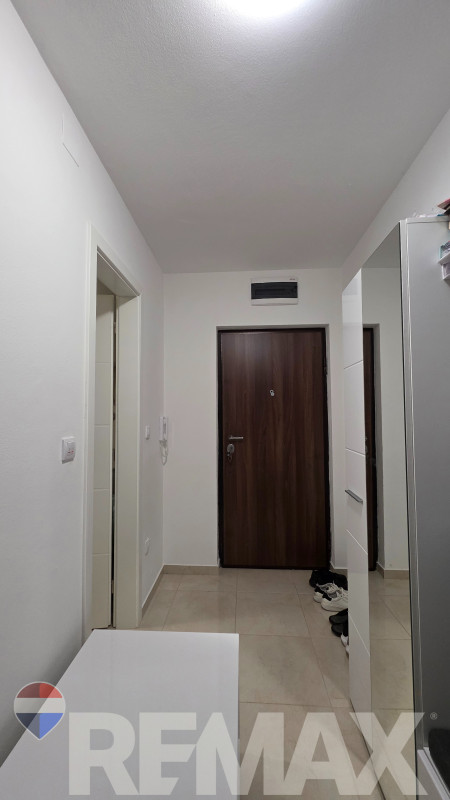 Dvosoban stan sa parking mjestom | 45 m2 | Ada 7