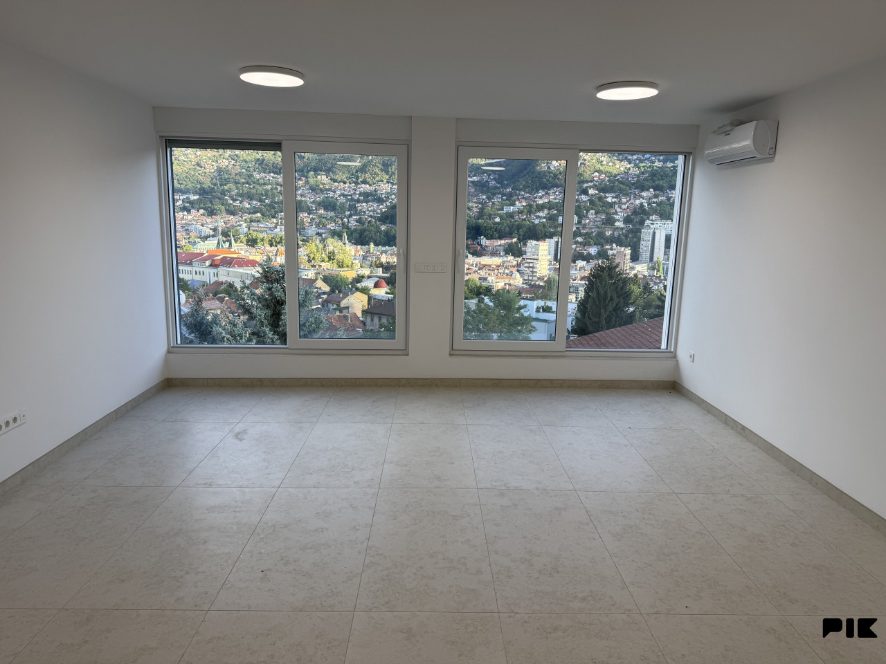 Stanovi i apartmani Sarajevo - Centar 3