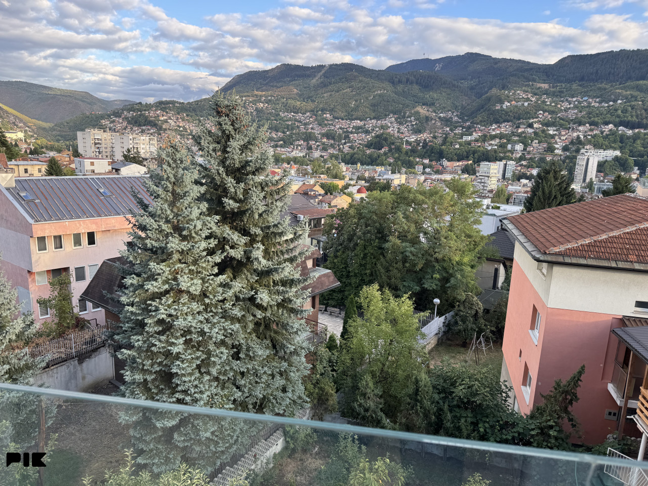 Stanovi i apartmani Sarajevo - Centar 12