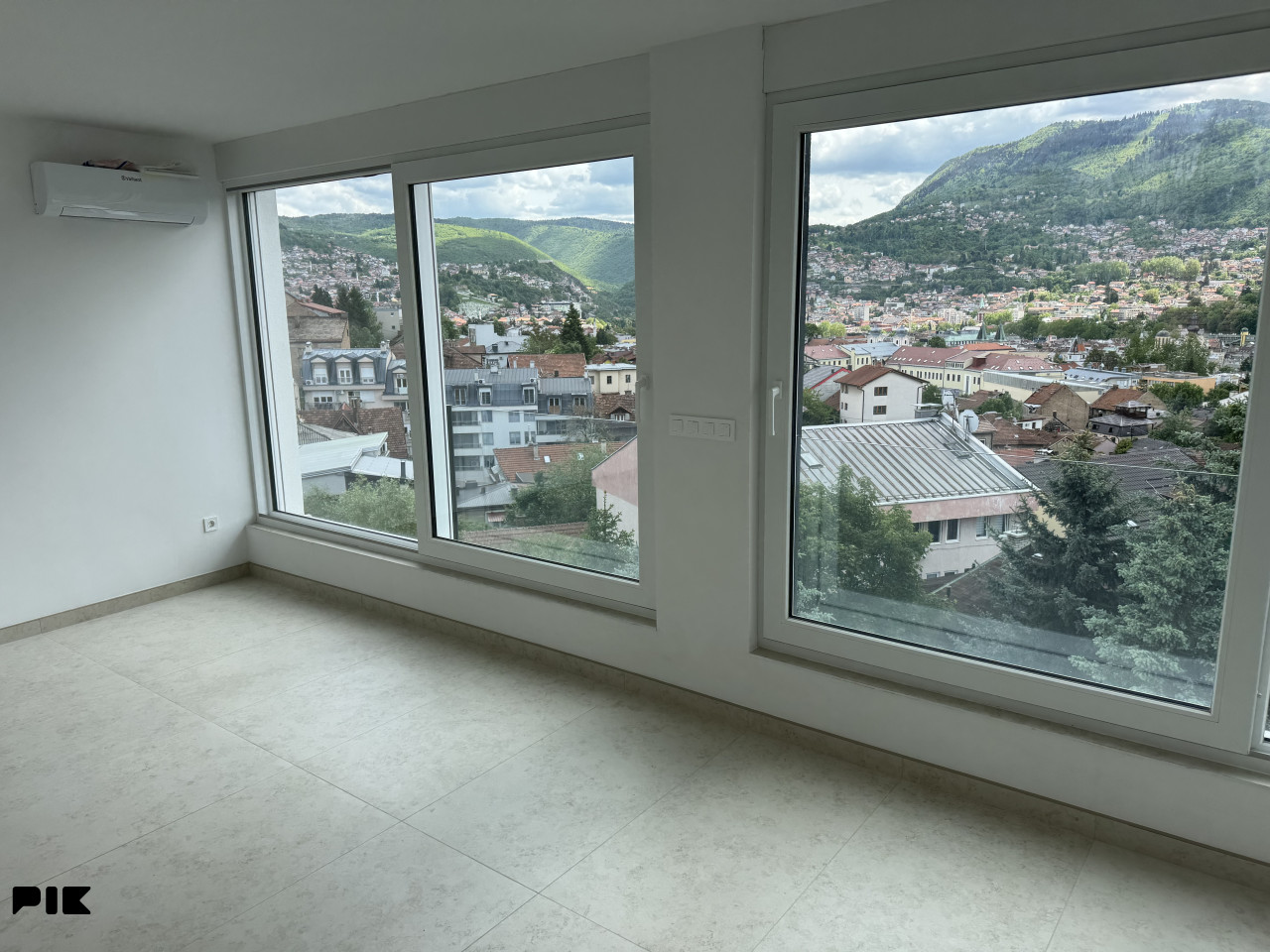 Stanovi i apartmani Sarajevo - Centar 20