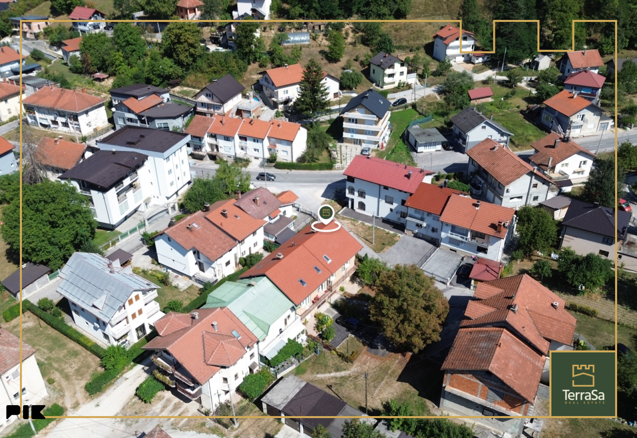 Kuća u nizu 266 m2/ Igmanski put/ Hadžići 3