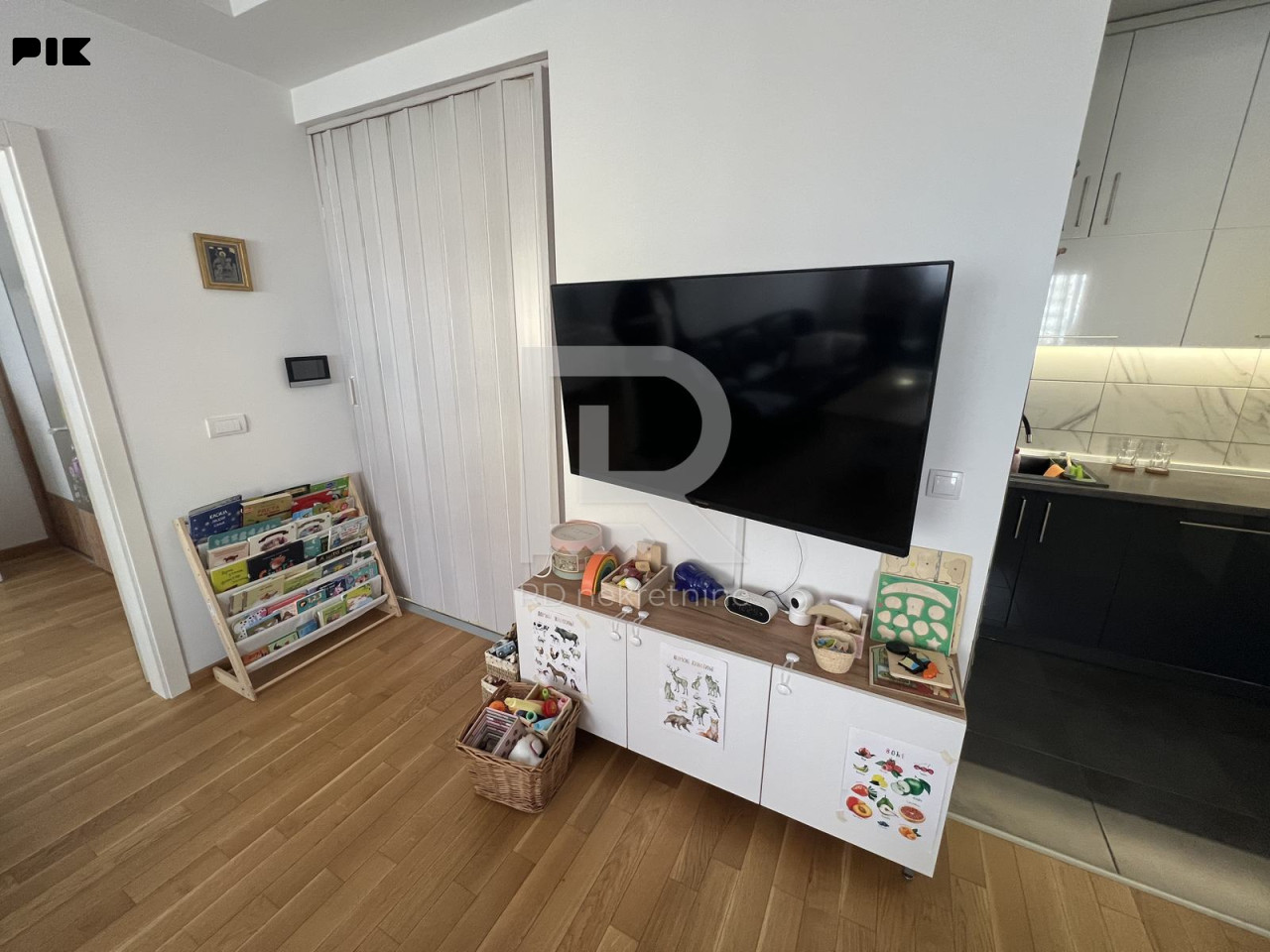 Na prodaju namješten dvosoban stan 45 m2, novogradnja Borik 23