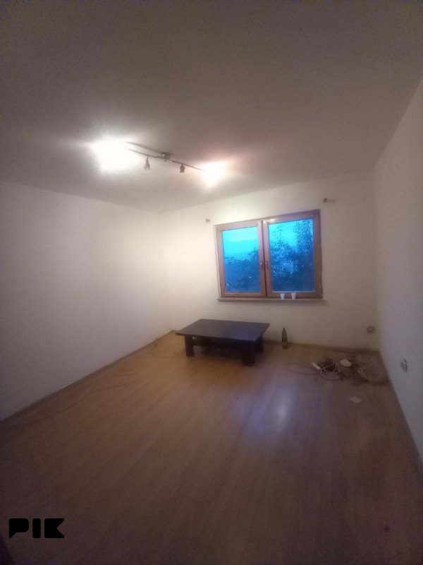 Kuća Sarajevo - Novi Grad Iznajmljujem sprat kuće.