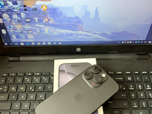 IPHONE 16 PRO 256GB BLACK NOVO BEZ PACKE 92% BAT KUTIJA EU MODEL