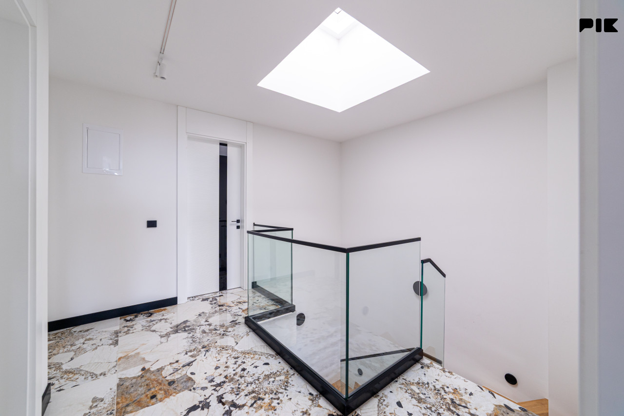 UNIKOD - Avenija Penthouse Namješten - 168 m2 16