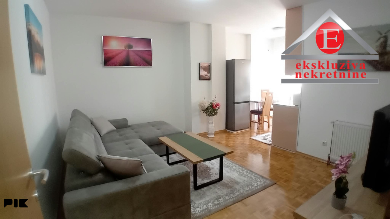 - CENTAR - Namješten stan kod gradskog parka 52m2 ID 4334/DŠ 3