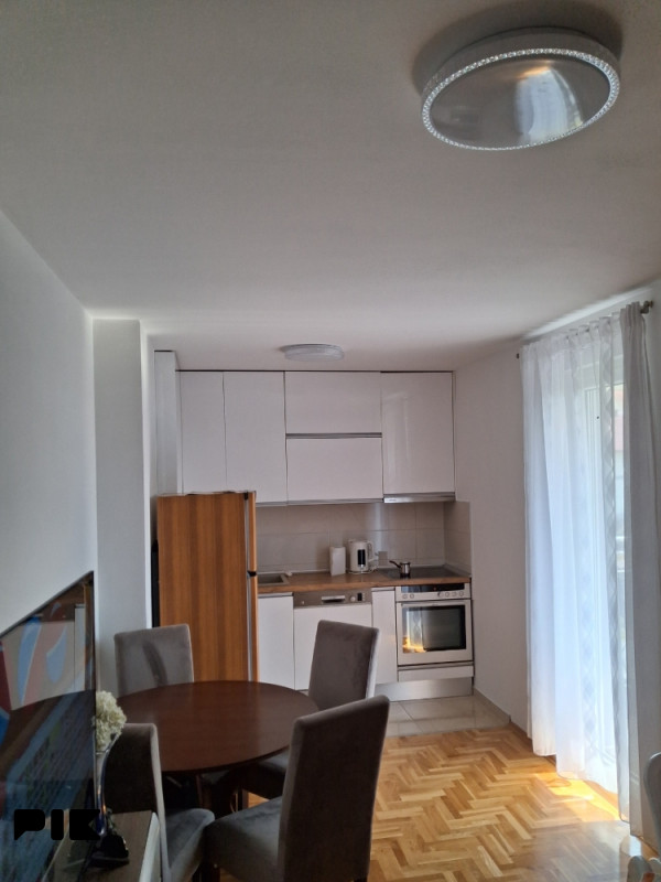 Stan/apartman Banja Luka 8