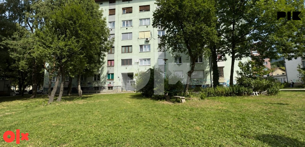 Mijenjam stan Grbavica - Novo Sarajevo 39m2 za veci stan