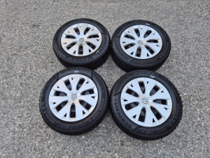 Celicne felge 16 5x100 VW T-Cross Polo sa zimskim gumama i ratkap