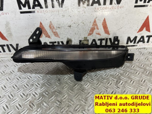 Maglenka DESNA LED Renault Megane 4 2017 261306376R