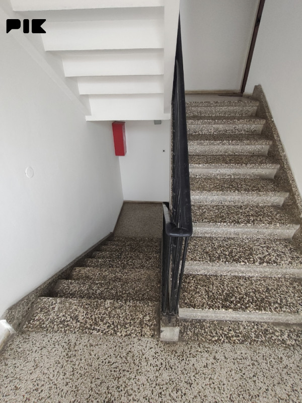 Trosoban stan Cengic Vila 2 / Gradacacka ulica / 1. Sprat 2