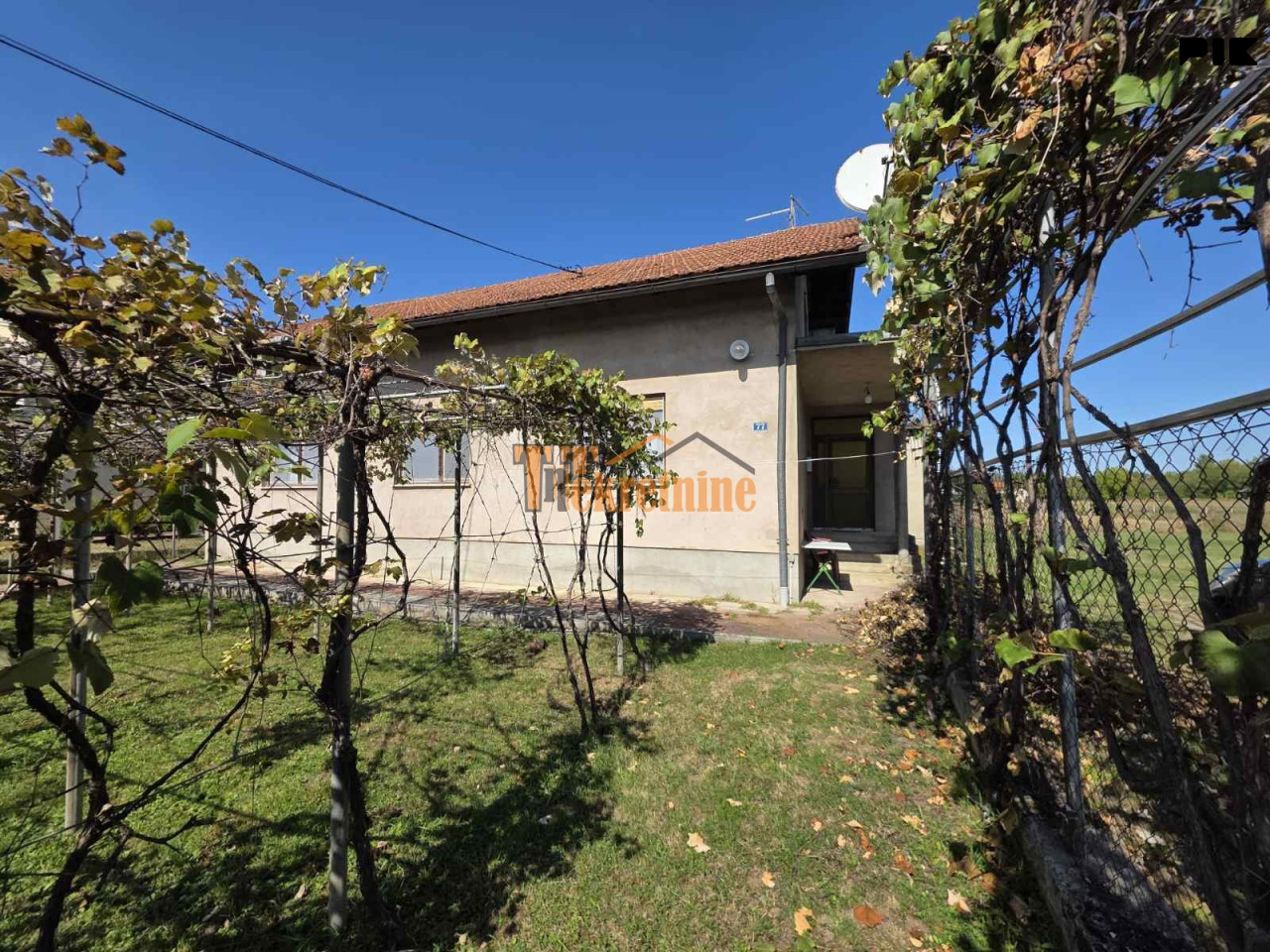 Stambeni objekat 143m2 na placu od 4908m2 - Trn 3