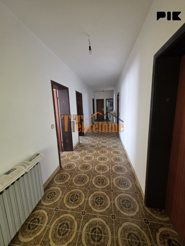 Stambeni objekat 143m2 na placu od 4908m2 - Trn 4