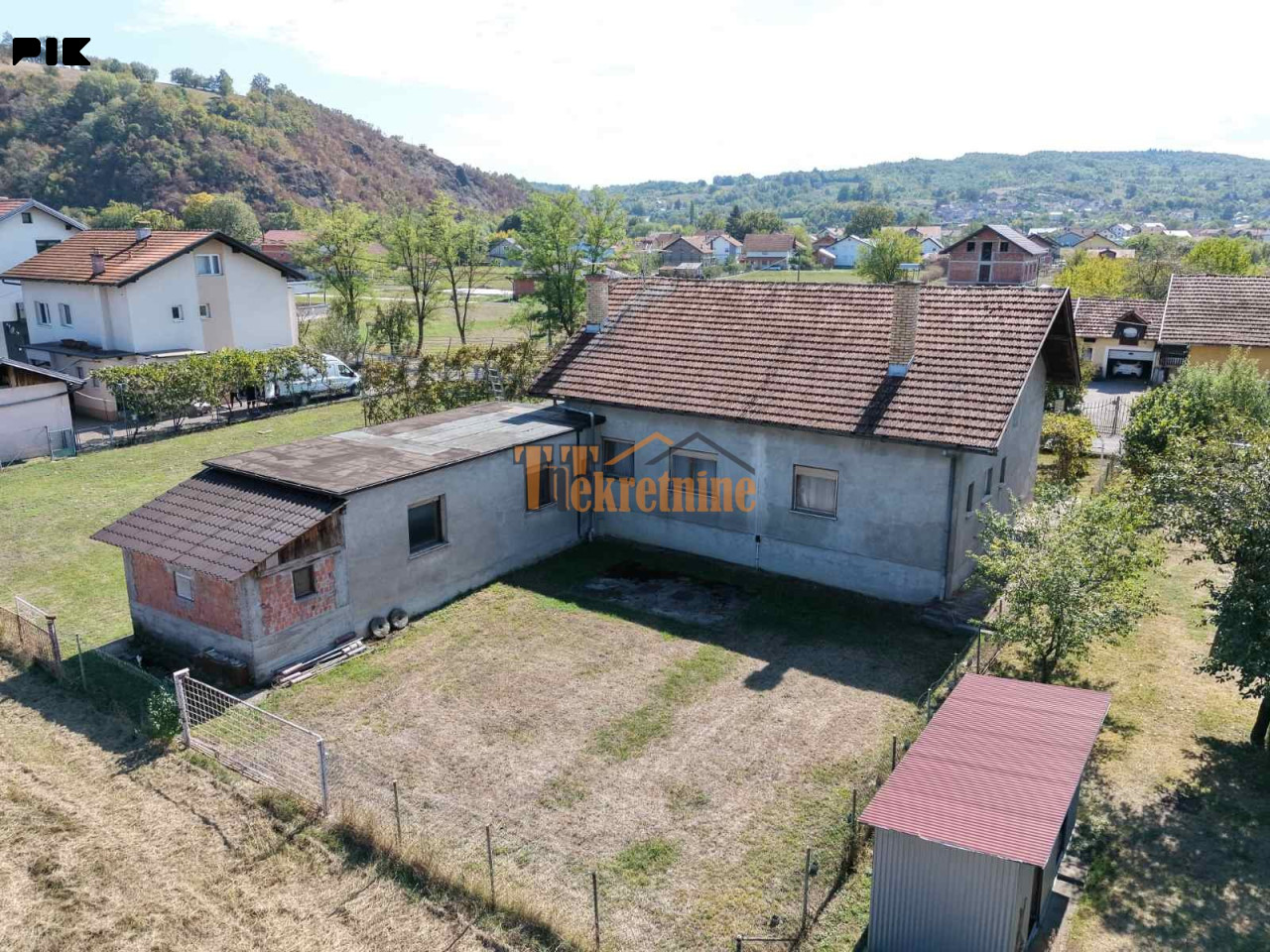 Stambeni objekat 143m2 na placu od 4908m2 - Trn 13