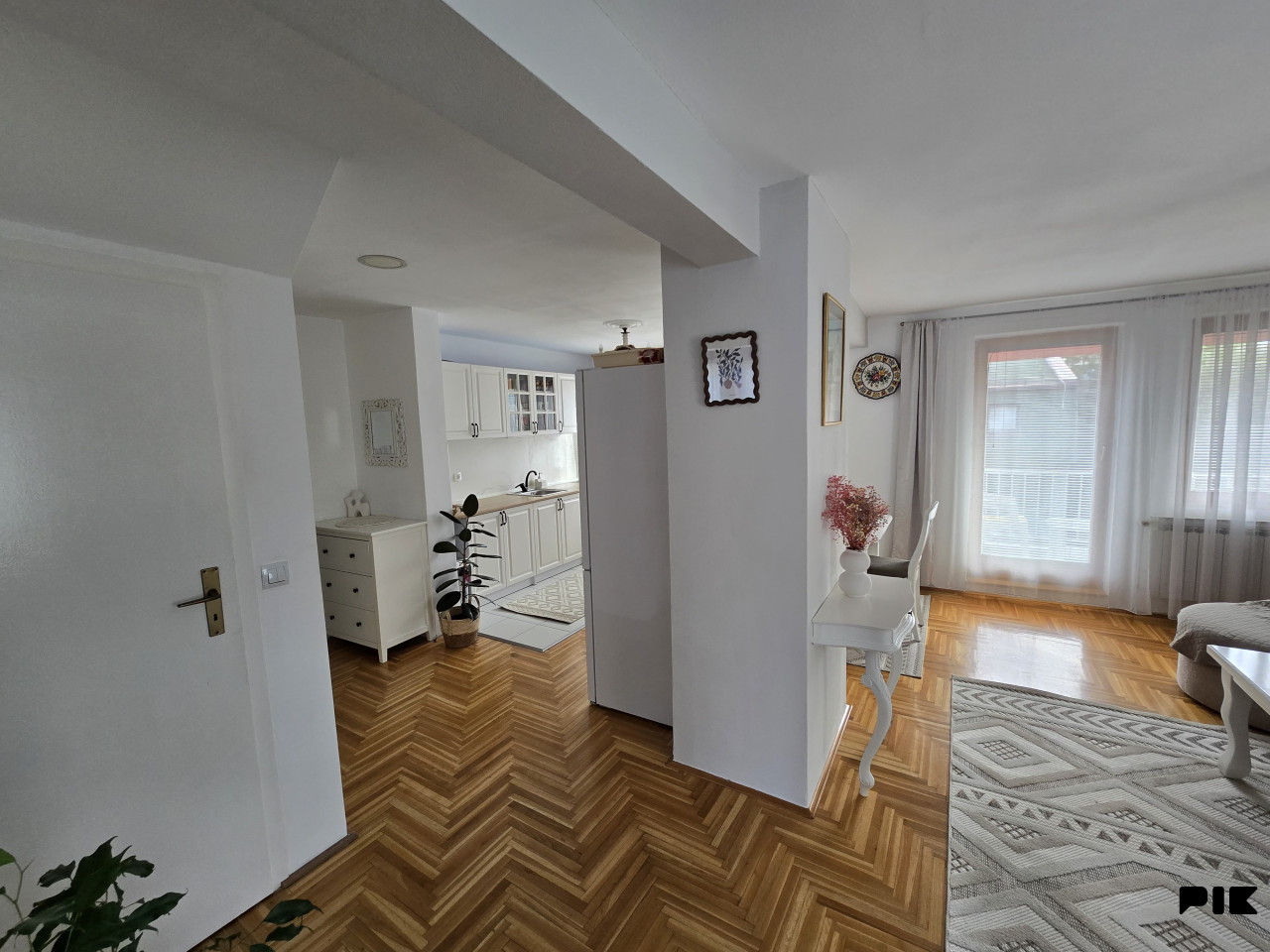 Dvoetažni stan Ilidža 140m2 5