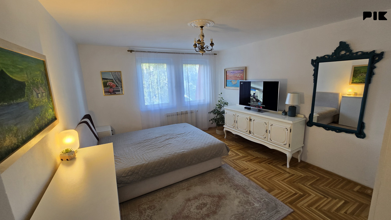 Dvoetažni stan Ilidža 140m2 12