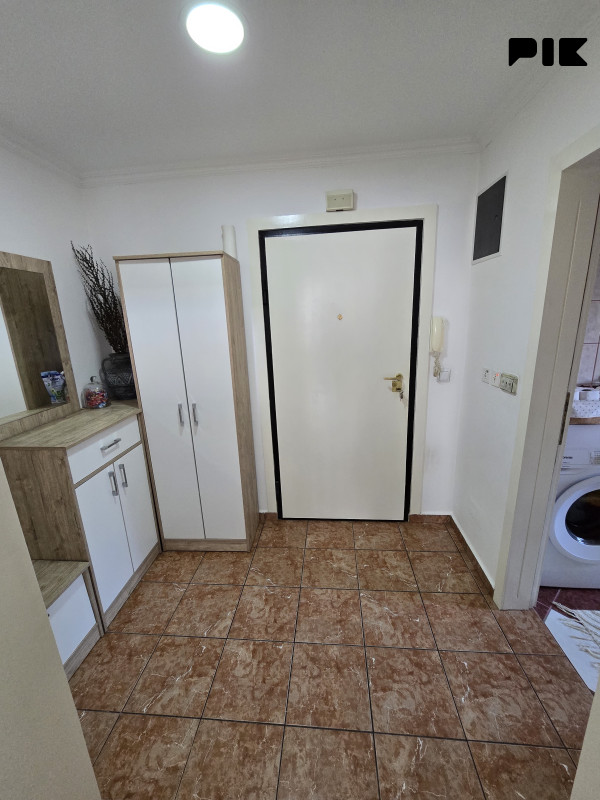 Dvoetažni stan Ilidža 140m2 17