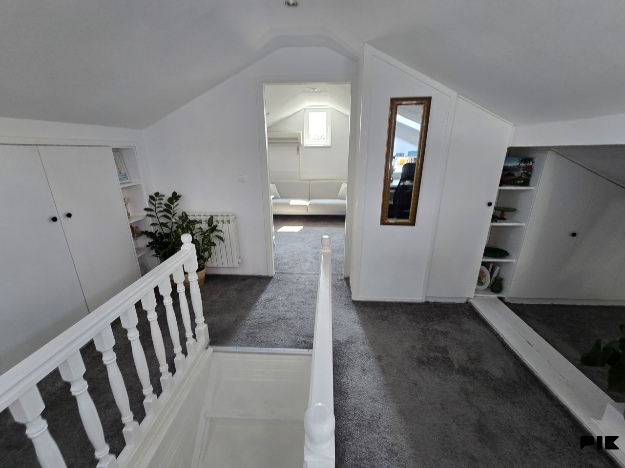 Dvoetažni stan Ilidža 140m2 22