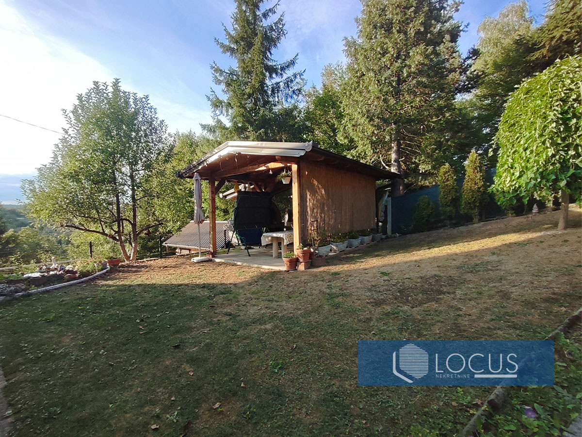 LOCUS: Kuća sa uređenim dvorištem, Rakovica, Ilidža 17