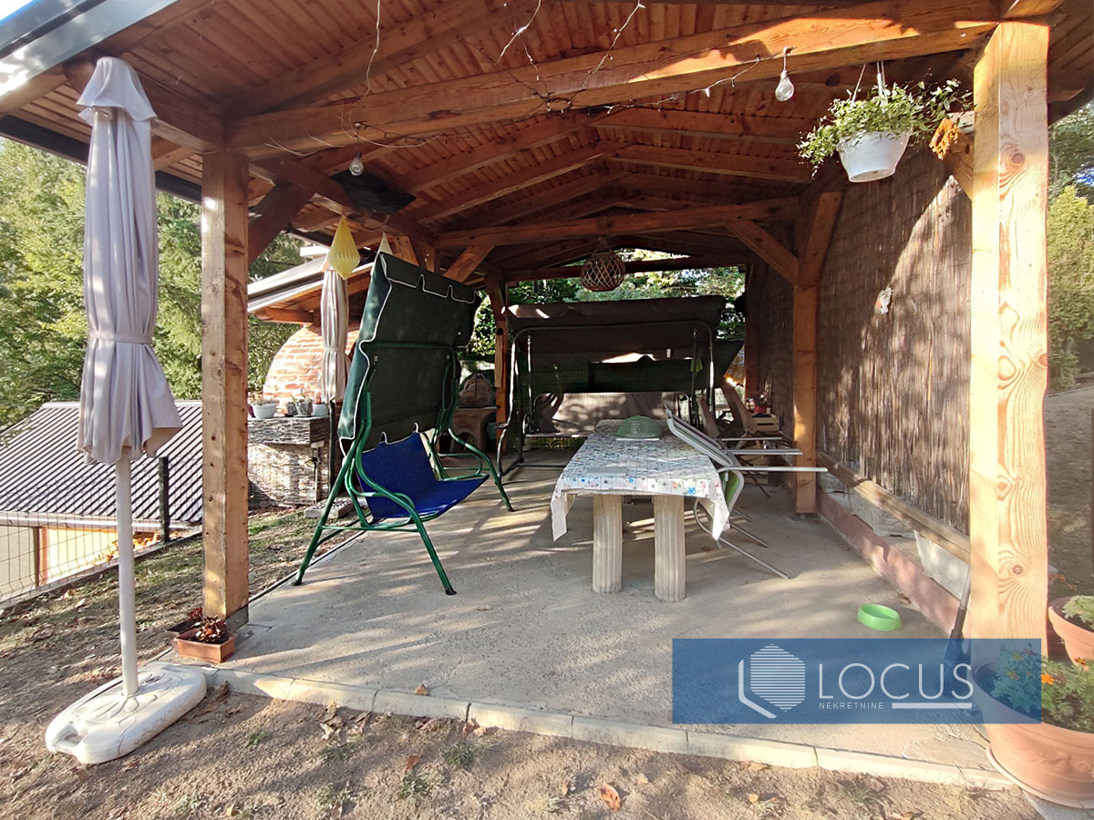 LOCUS: Kuća sa uređenim dvorištem, Rakovica, Ilidža 19