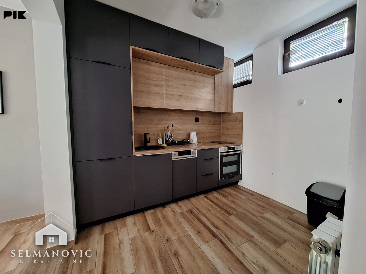 Kuća na 3 etaže 95m2 (220m2) - Kalemova - Centar Marijin Dvor 8