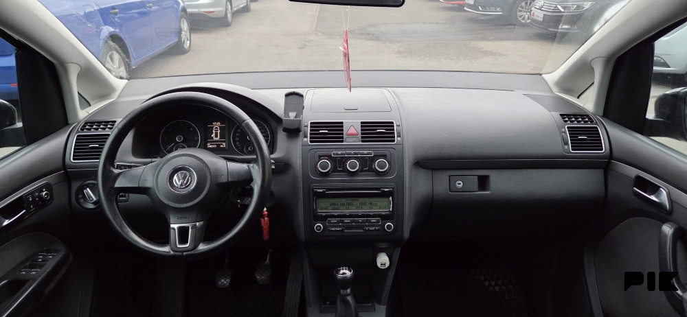 Volkswagen Touran 2011 godina 1.6 tdi 77kw. - slika 5
