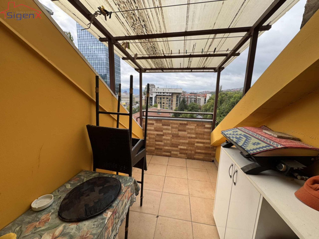 TROSOBAN STAN/CENTAR/MARIJIN DVOR/83m2/BALKON/USELJIVO/5.sprat 6