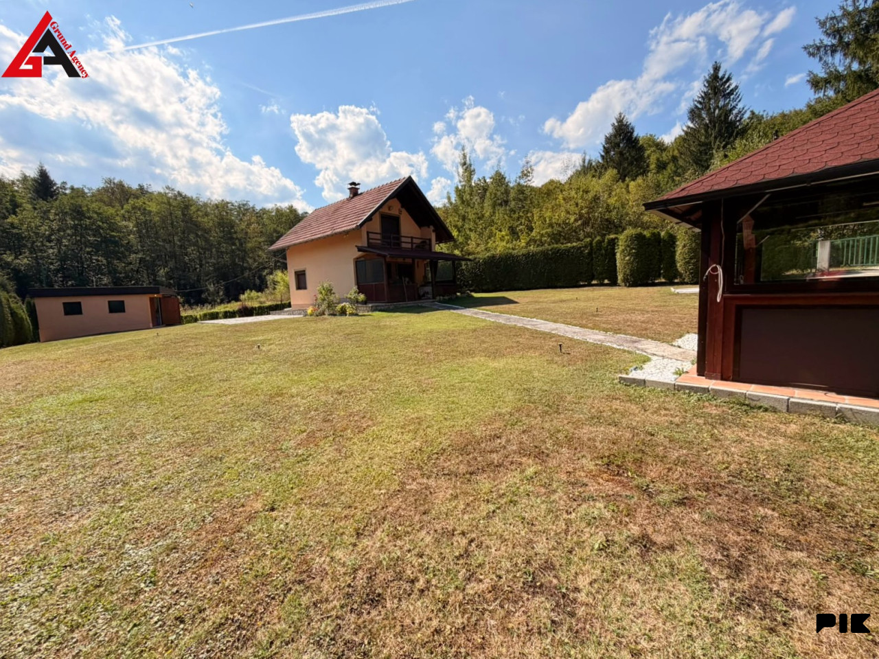 Kuća za odmor 72 m2 sa 848 m2 okućnice (Jazvine) -  Busovača 2