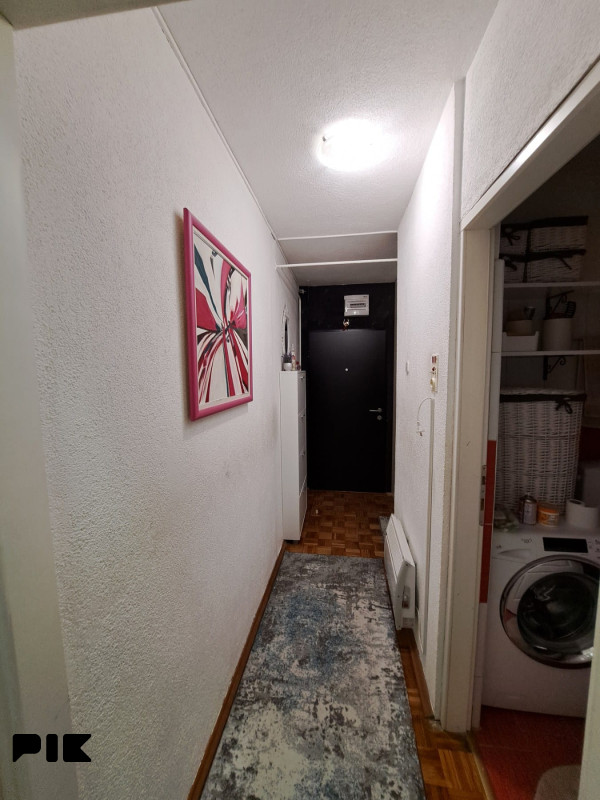 Stan Zenica 63.5m2 4
