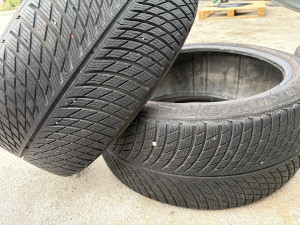 GUME MICHELIN ZIMSKE 275 35 20 dot 2025 pilot Alpin 5