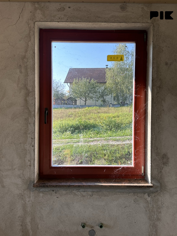 Nekoristena drvena Stolarija 6