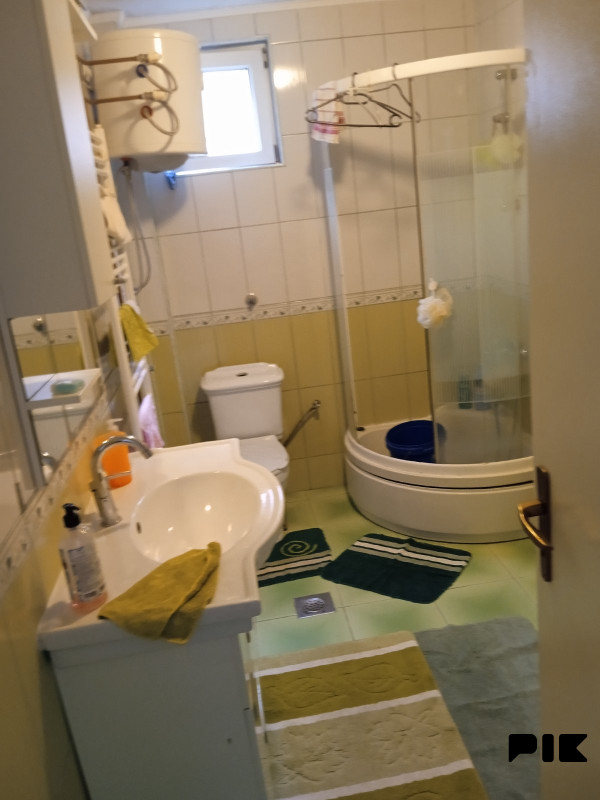 Kuca na prodaju - Tuzla, Moluhe 3