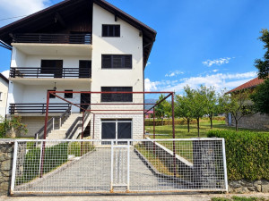 Kuća, 480 m², Bugojno
