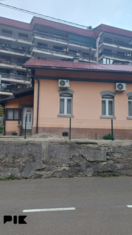 stan Vareš 3