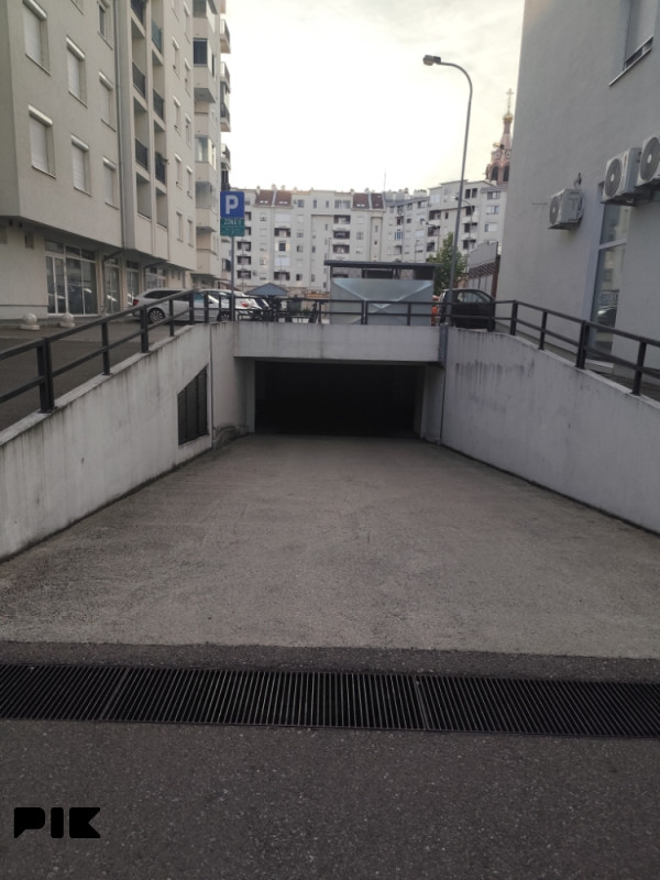 Iznajmljivanje garažnog mjesta Banja Luka kod Merkatora 2