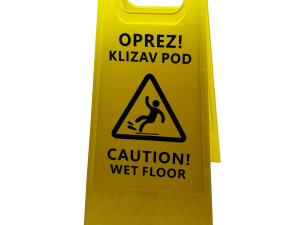 Znak upozorenja klizav pod
