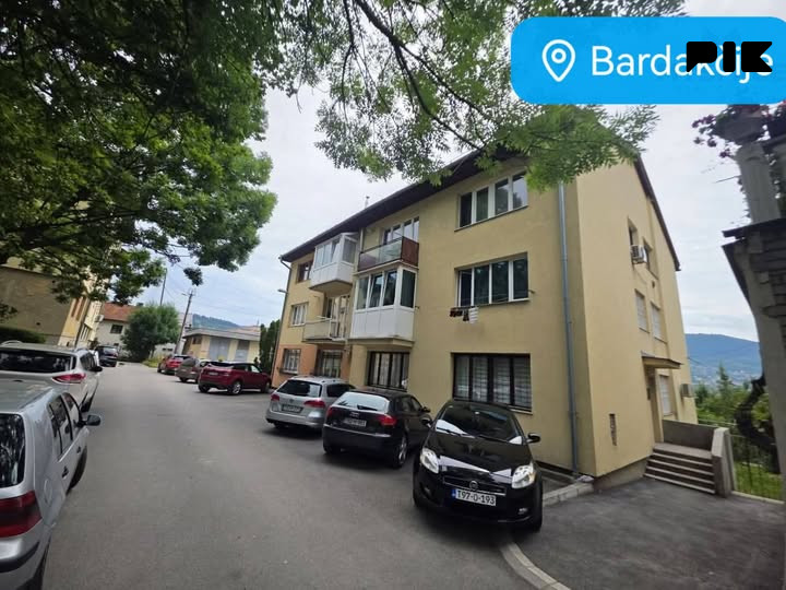 Iznajmljuje se DVOSOBAN STAN - BJELAVE/PODHRASTOVI - CENTAR 2
