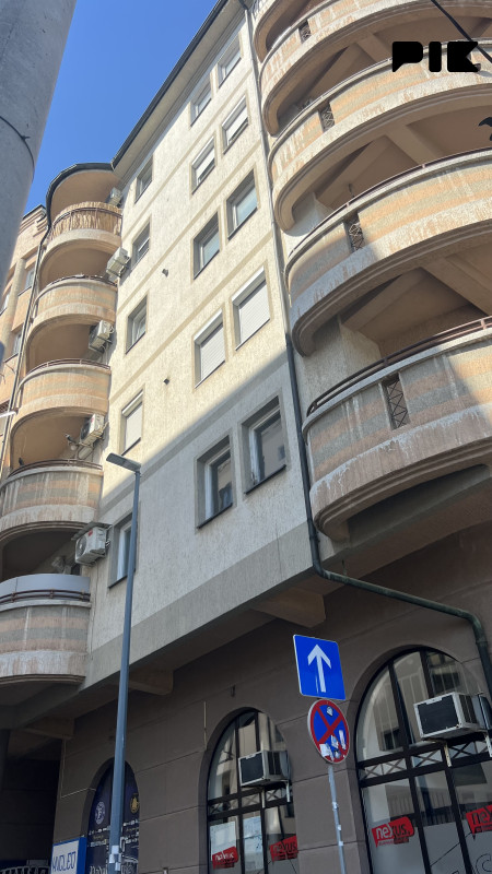 Na prodaju stan u STROGOM centru Bijeljine