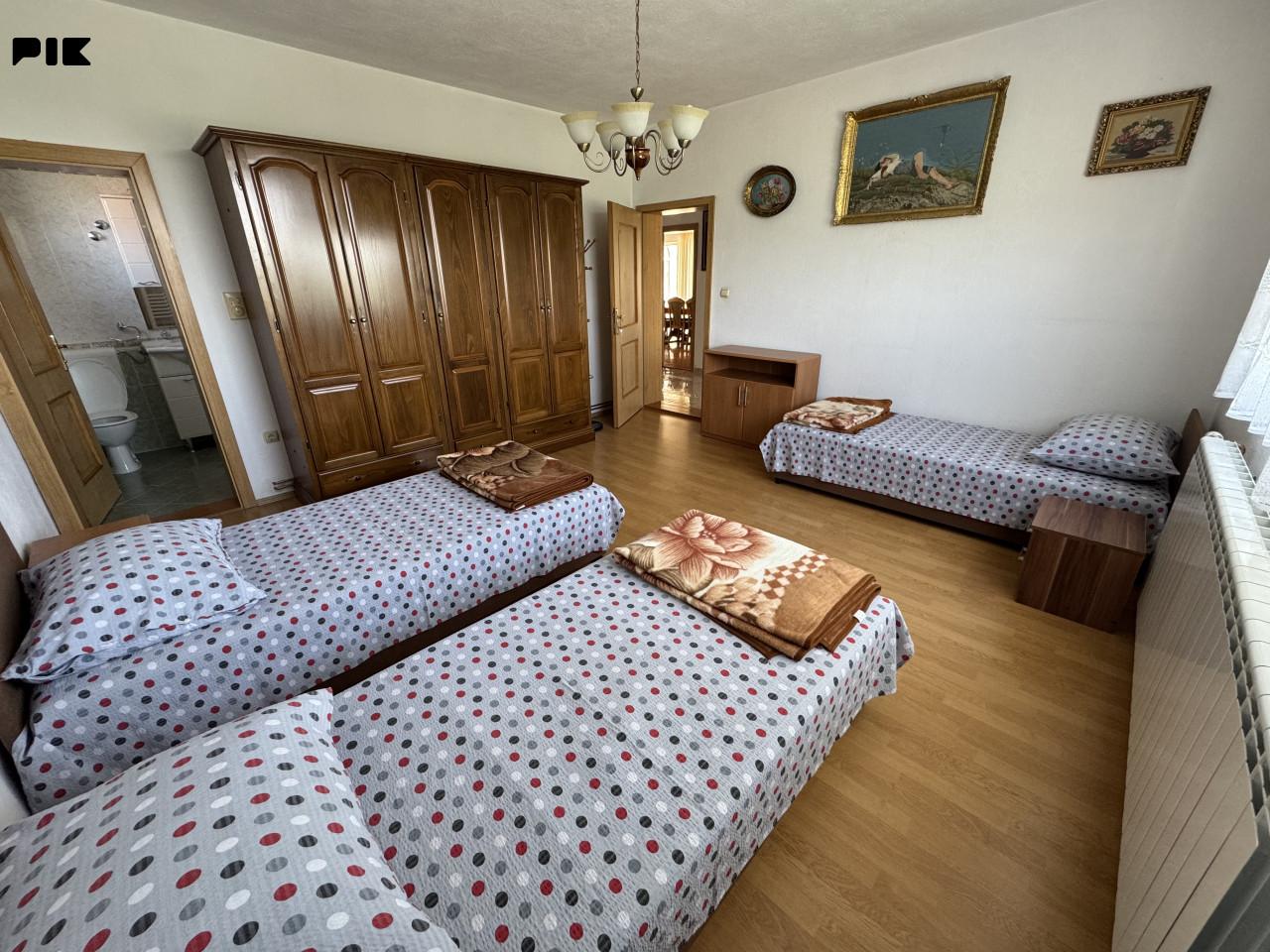 KUĆA, SOBE ZA IZNAJMLJIVANJE 2